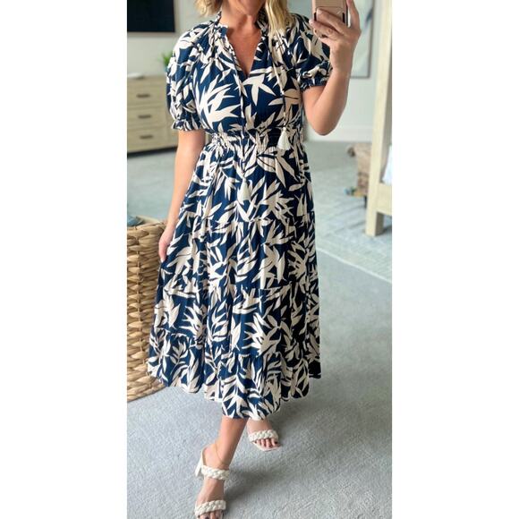 THML Womens Maxi Dress Blue Tan Print Smocked Waist Tiered Skirt Pockets M - Picture 1 of 10